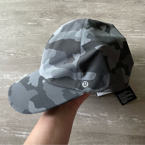 Lululemon Fast and Free Run Hat in Heritage 365 Camo Rhino Grey Multi - Picture 3 of 8